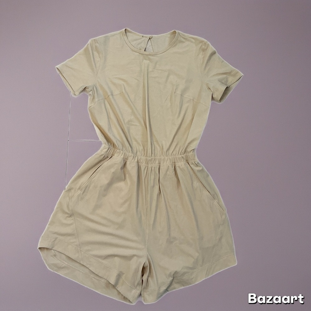 Lululemon Lightweight High Neck Open Back Romper Women's Size  6